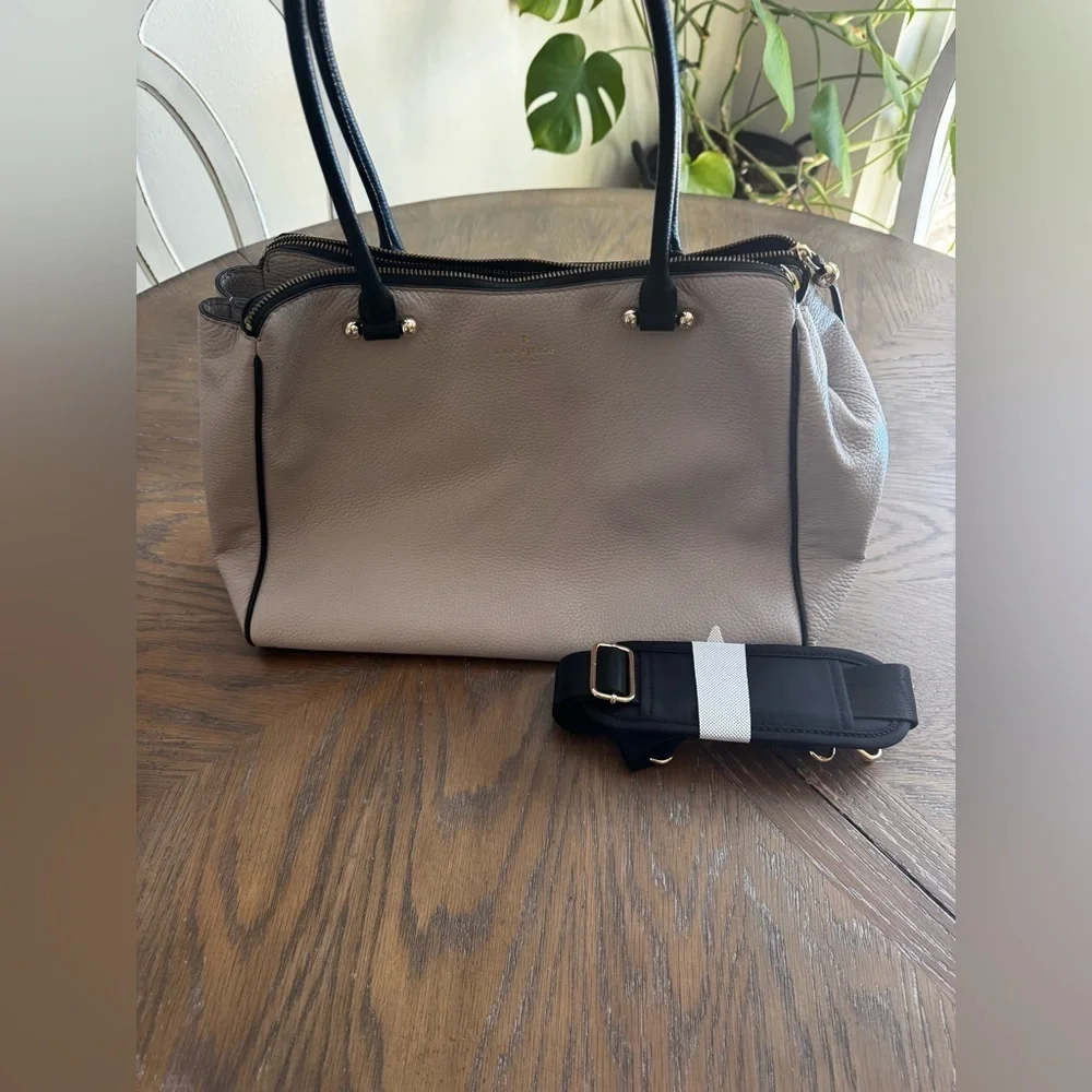 Kate Spade Charles Street Leather Tote